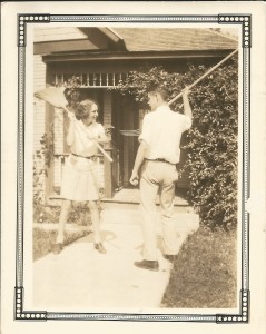 Valle Bess and Ardell Warren